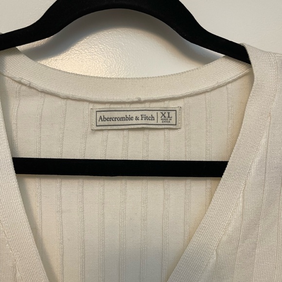 Abercrombie Cardigan Sweater - Picture 4 of 4